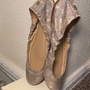 Coach Champagne Logo Elastic Ballet Flats